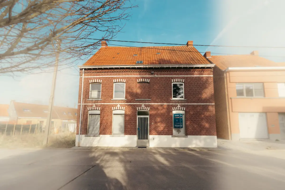 Huis te  koop in Ronse 9600 255000.00€ 3 slaapkamers 240.00m² - Zoekertje 744279