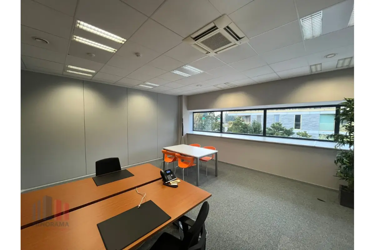 Handelszaak te  huur in Melle 9090 1485.00€  slaapkamers m² - Zoekertje 744250