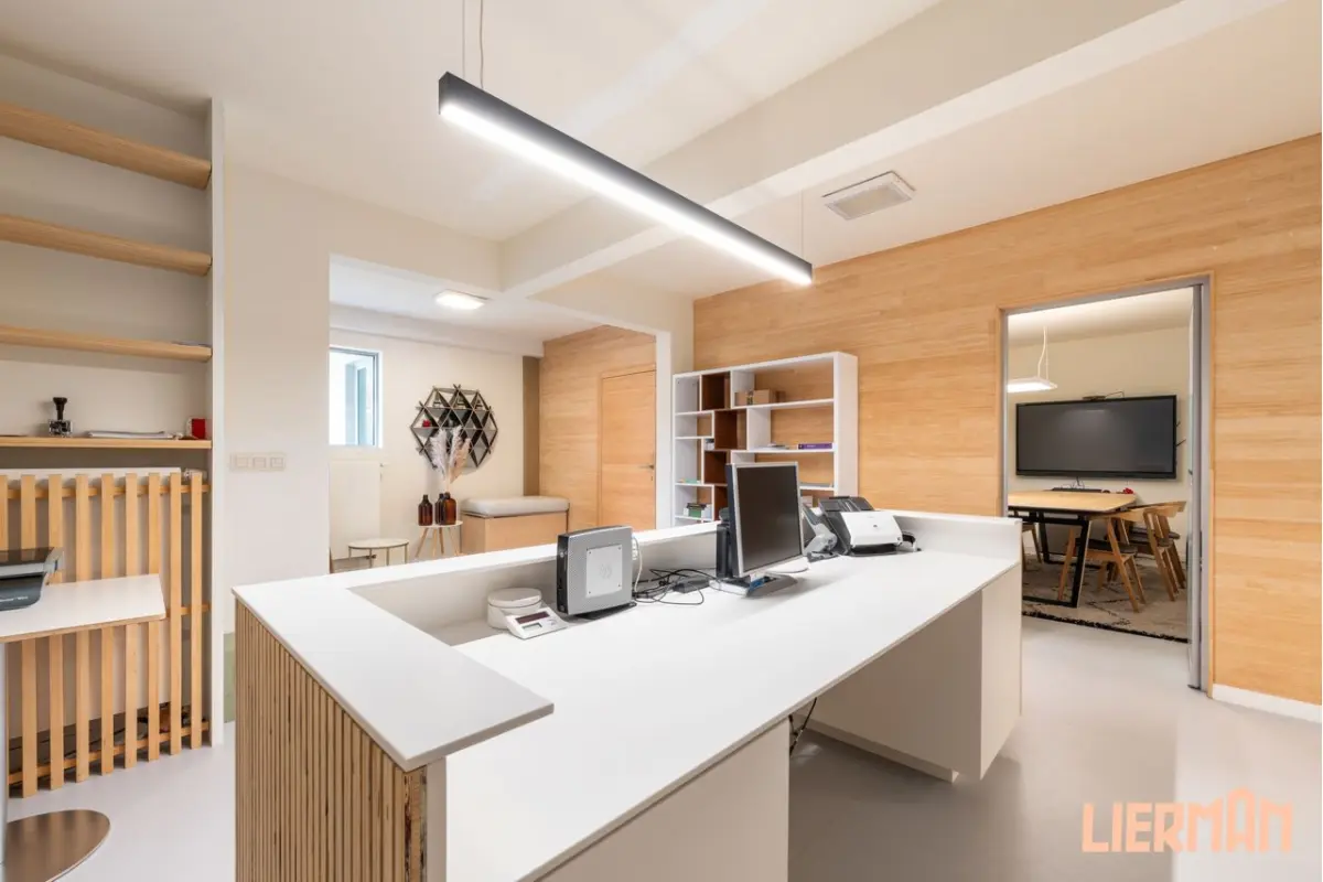 Handelszaak te  koop in Herzele 9550 450000.00€  slaapkamers m² - Zoekertje 744097