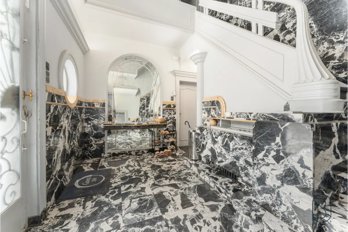 Huis te  koop in Ronse 9600 465000.00€ 5 slaapkamers 573.00m² - Zoekertje 744033