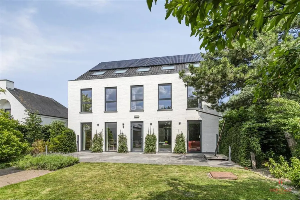 Huis te  koop in Maldegem 9990 1495000.00€ 8 slaapkamers 470.00m² - Zoekertje 744190