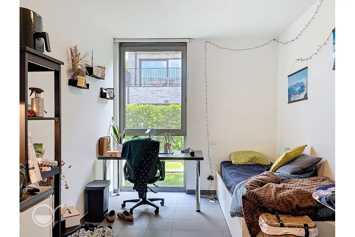 Appartement te  huur in Gent 9000 465.00€  slaapkamers m² - Zoekertje 743940