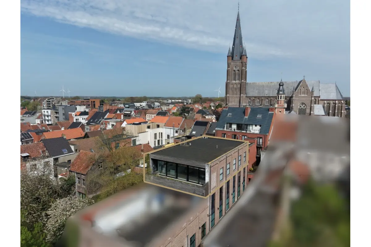 Appartement te  koop in Eeklo 9900 695000.00€ 3 slaapkamers 242.00m² - Zoekertje 745138