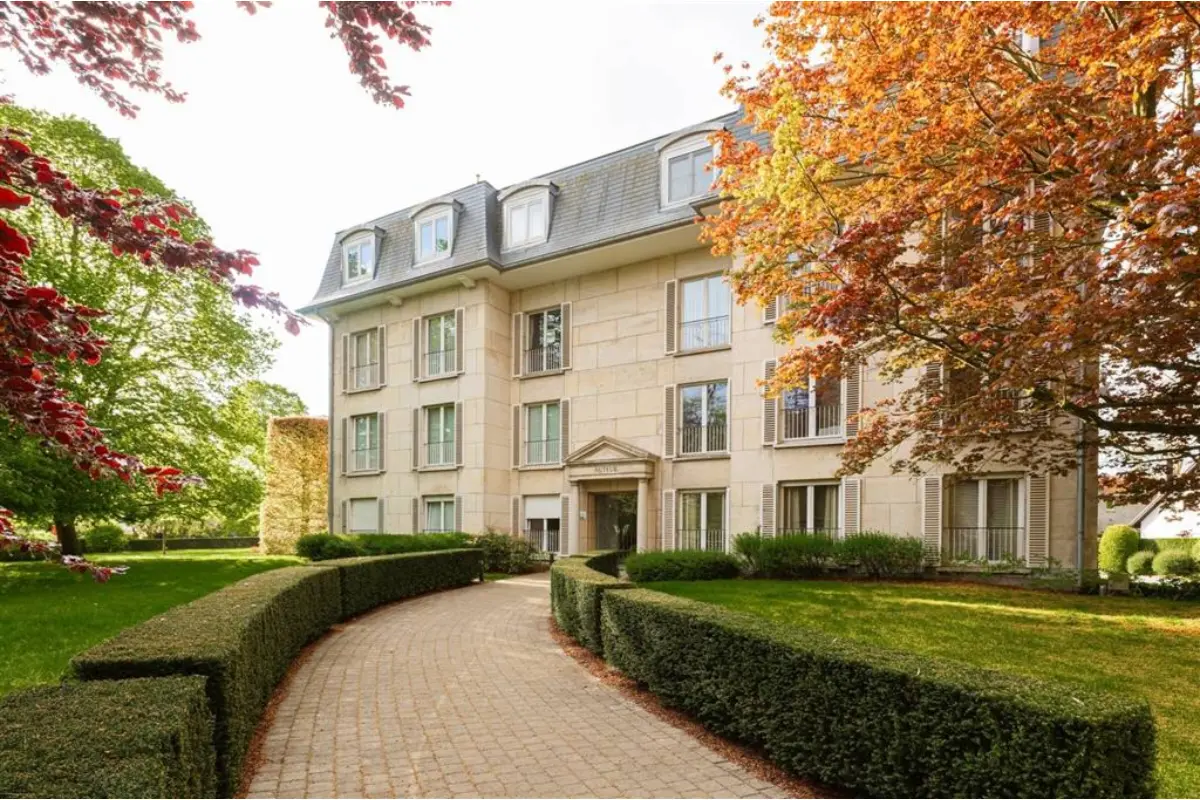 Appartement te  koop in Sint-Denijs-Westrem 9051 745000.00€ 4 slaapkamers 311.90m² - Zoekertje 744630