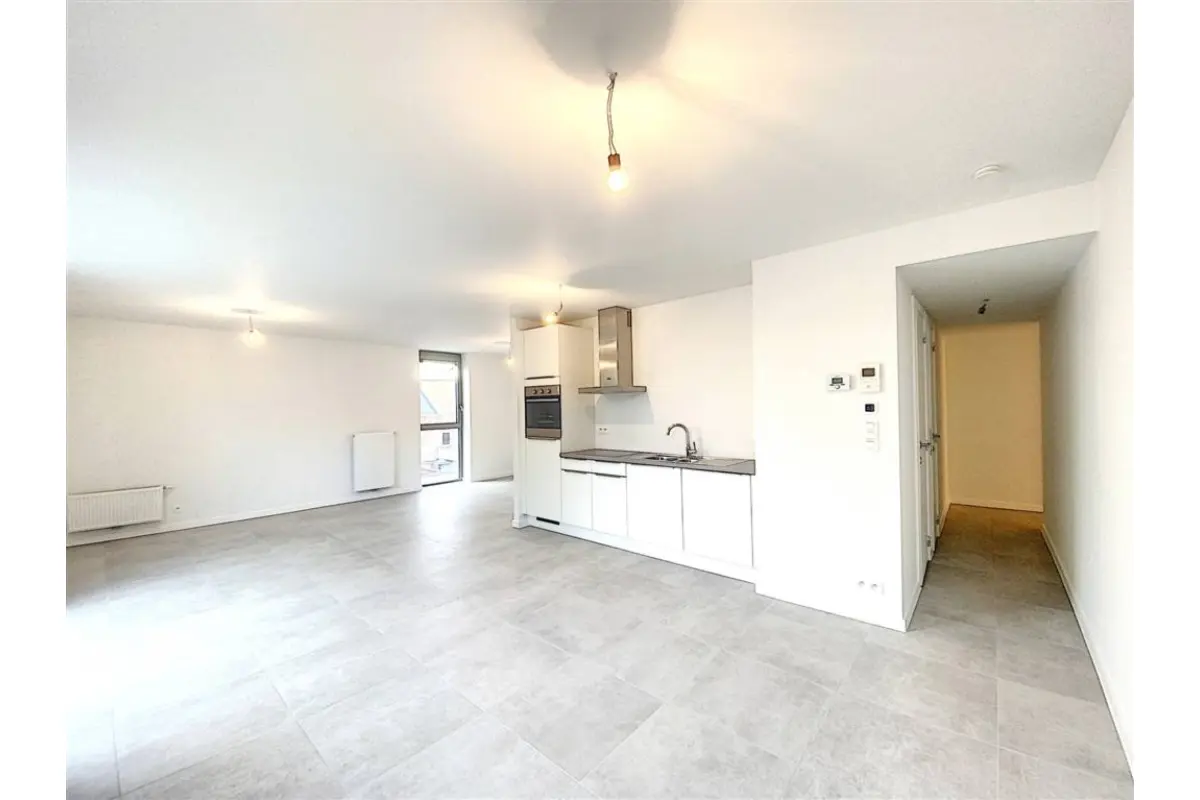 Appartement te  huur in Sint-Niklaas 9100 795.00€ 1 slaapkamers 62.00m² - Zoekertje 745924