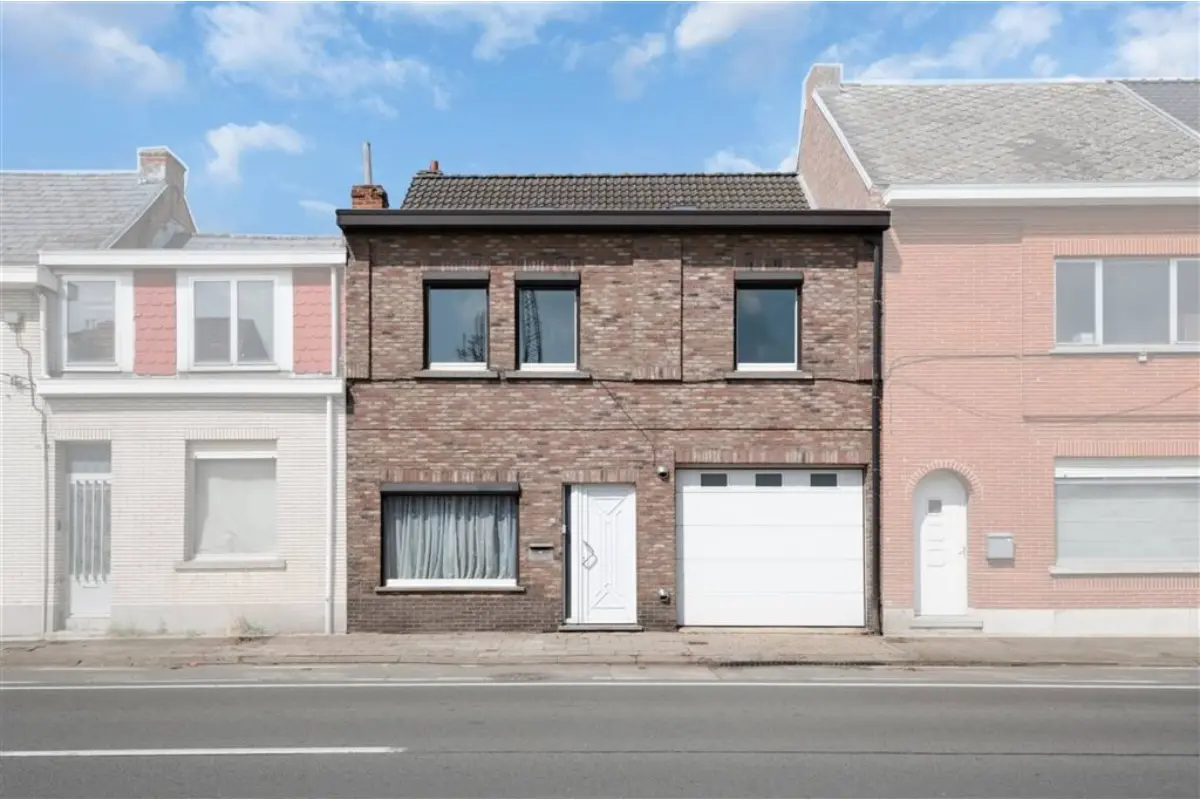 Huis te  koop in Dendermonde 9200 315000.00€ 3 slaapkamers 245.00m² - Zoekertje 745531