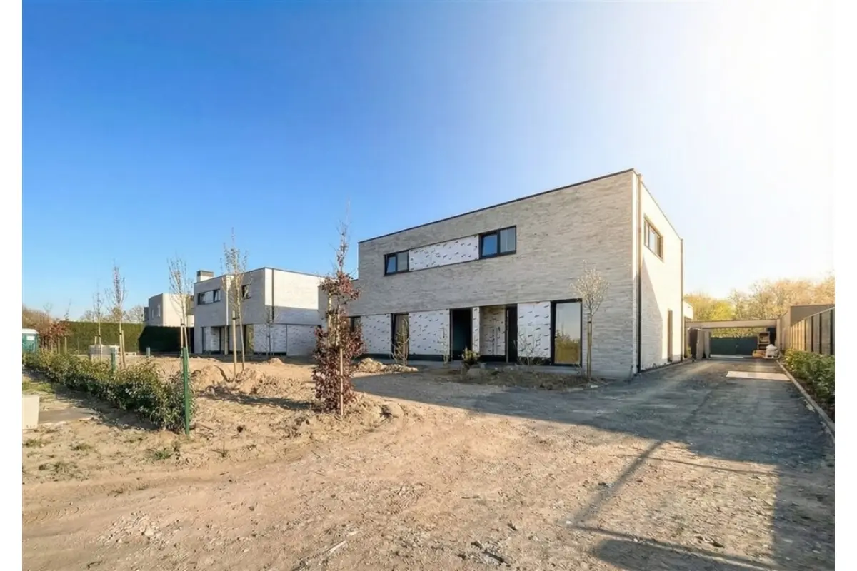 Benedenverdieping te  koop in Kemzeke 9190 399000.00€ 3 slaapkamers 131.00m² - Zoekertje 745929