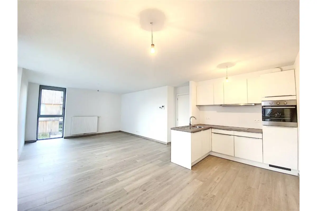 Appartement te  huur in Sint-Niklaas 9100 900.00€ 2 slaapkamers 89.00m² - Zoekertje 745925