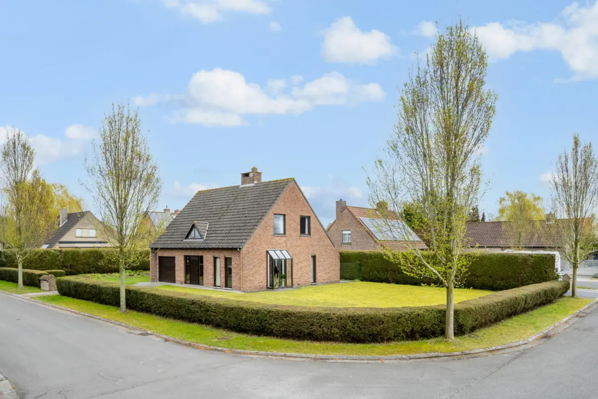 Huis te  koop in Merelbeke 9820 489000.00€ 3 slaapkamers 164.00m² - Zoekertje 746283