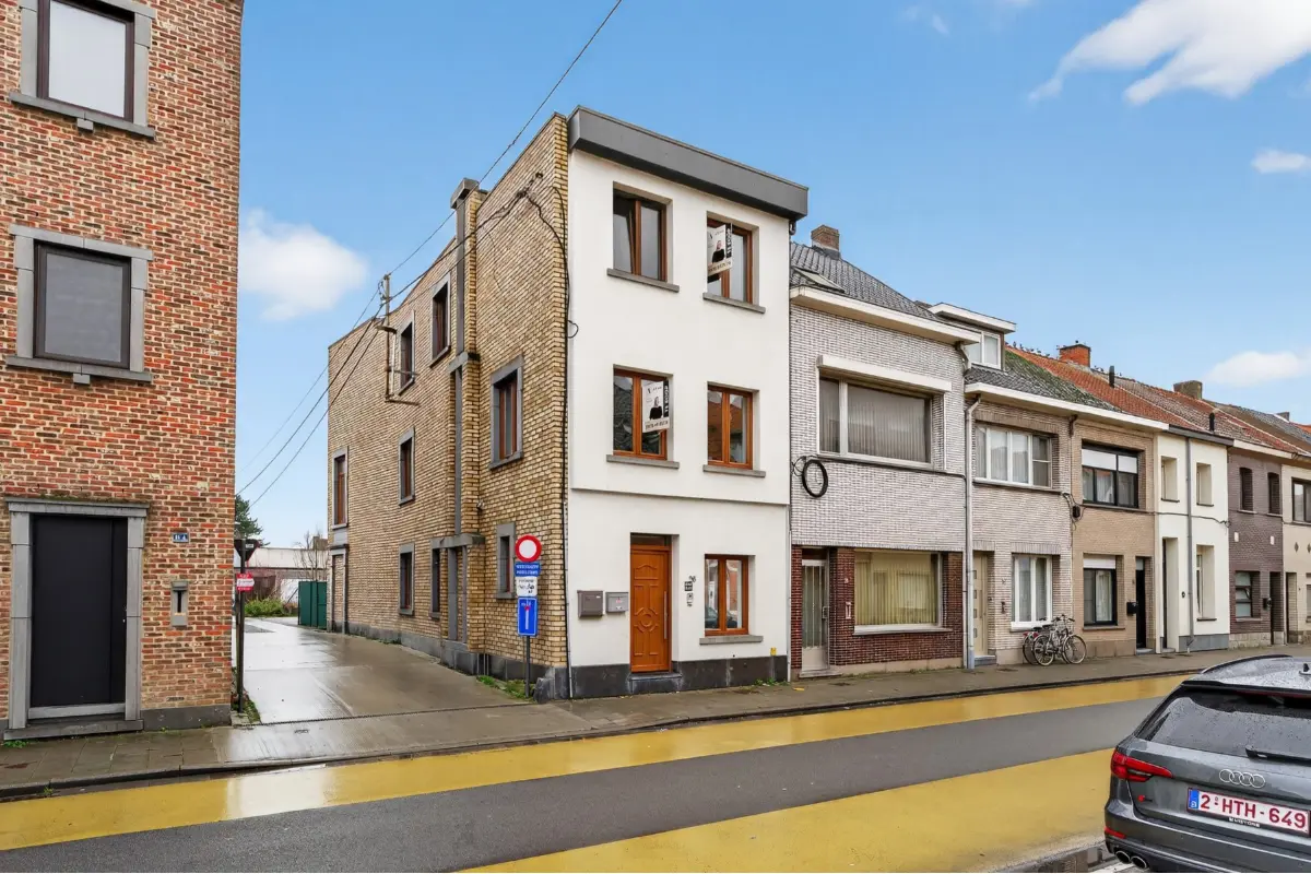 Appartement te  koop in Sint-Niklaas 9100 285000.00€ 3 slaapkamers 123.00m² - Zoekertje 746300