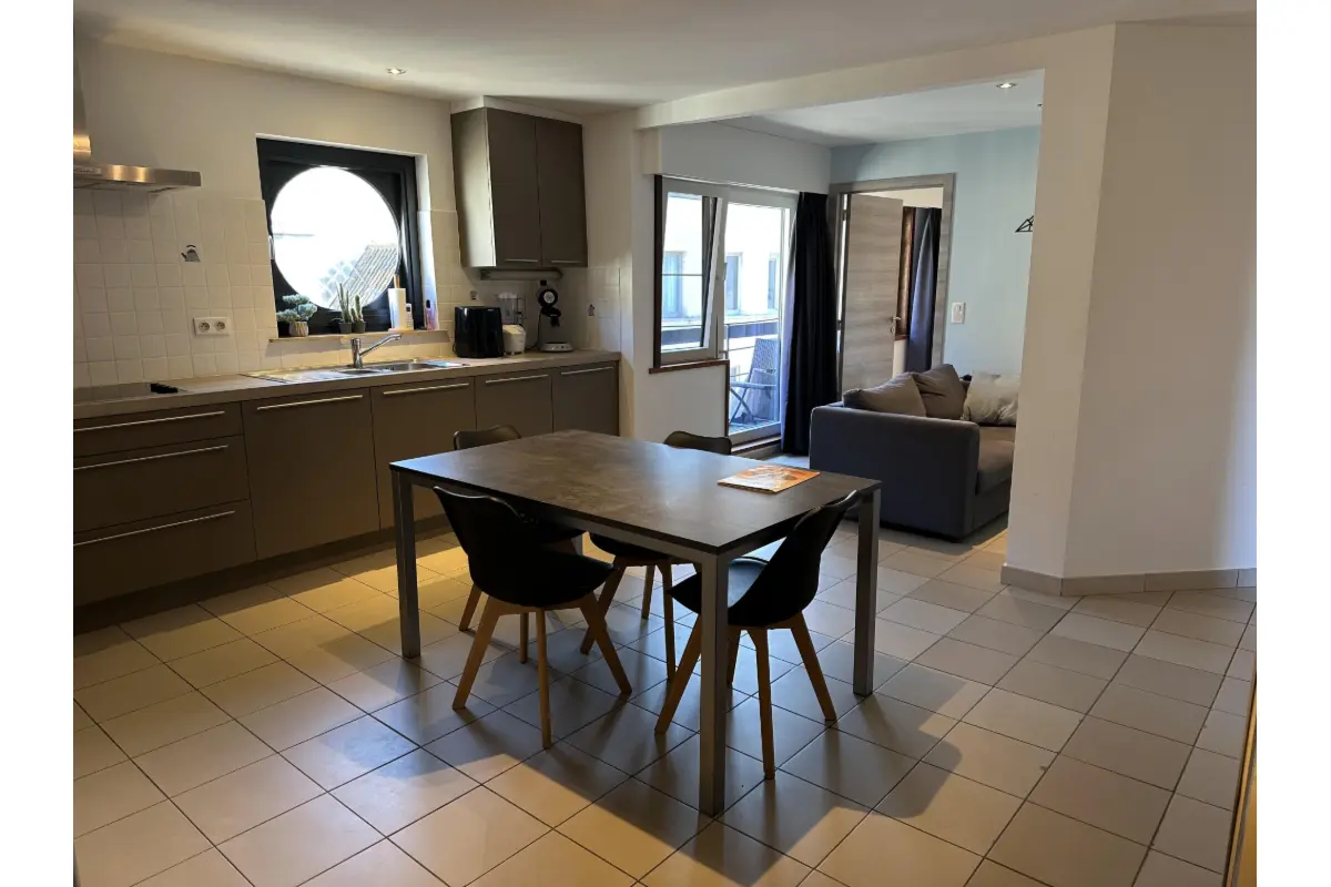 Appartement te  huur in Gent 9000 1010.00€  slaapkamers m² - Zoekertje 746507