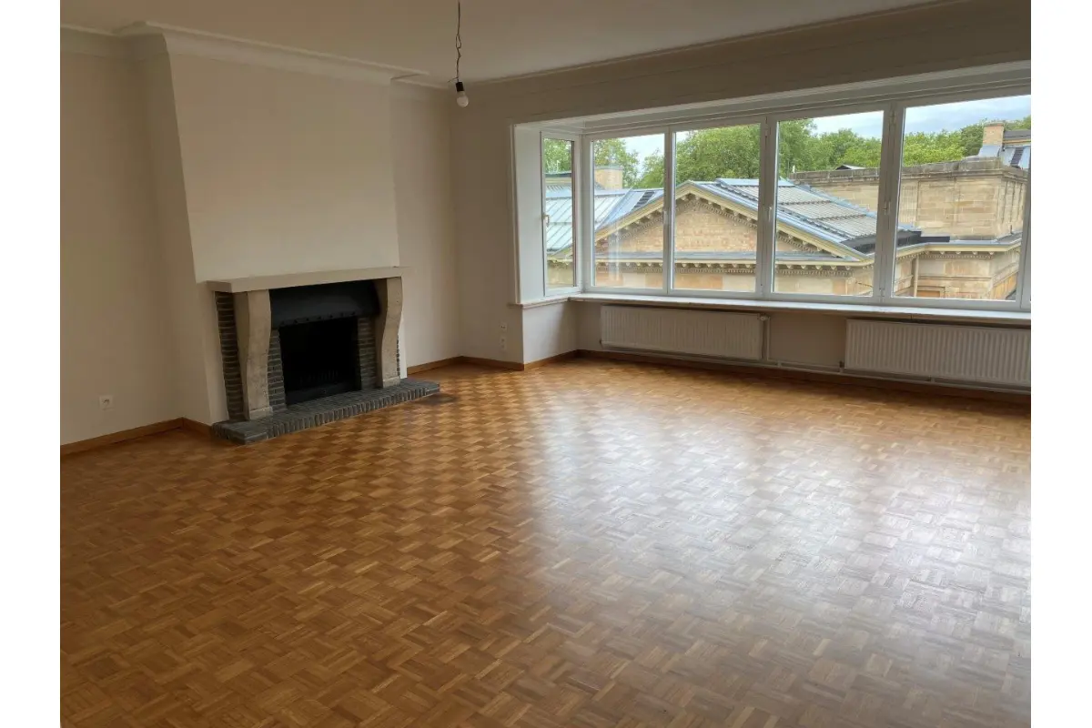 Appartement te  huur in Gent 9000 1250.00€ 3 slaapkamers m² - Zoekertje 746520