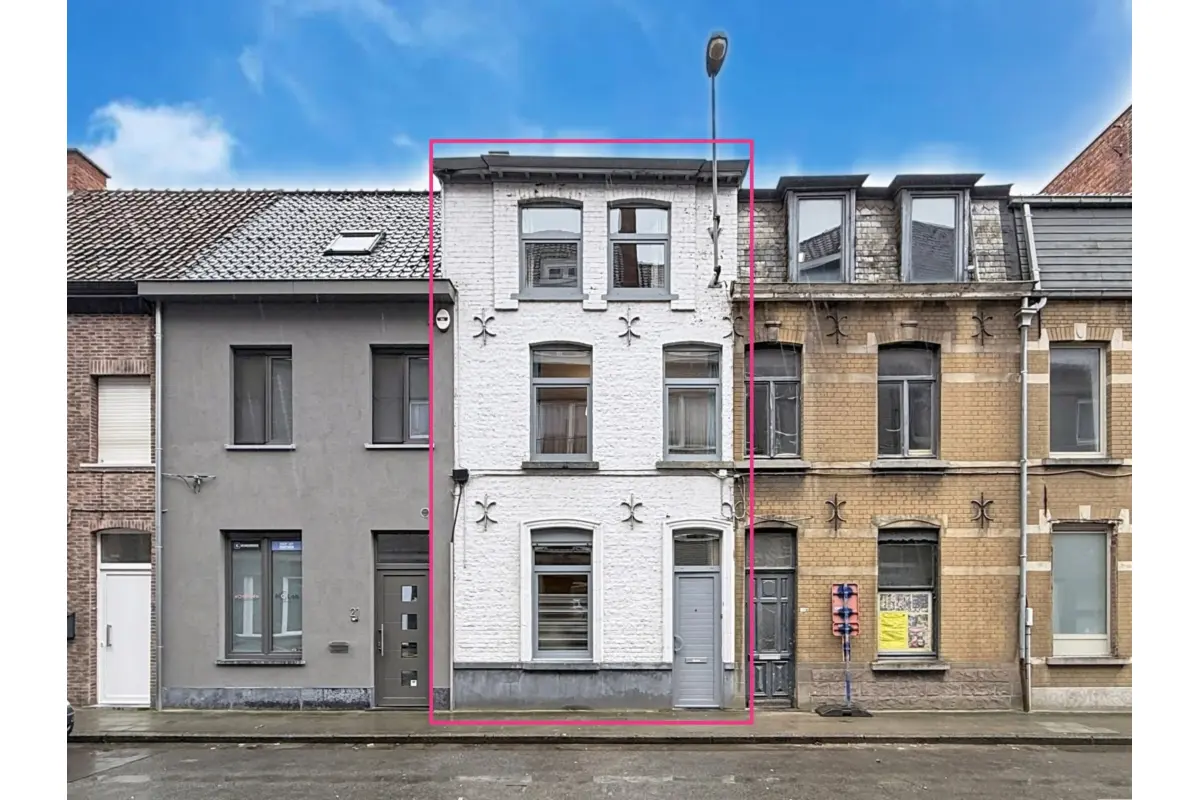 Huis te  koop in Deinze 9800 269000.00€ 4 slaapkamers 135.00m² - Zoekertje 746517