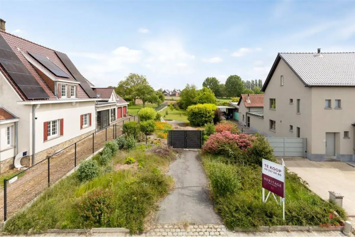 Grond te  koop in Geraardsbergen 9500 167000.00€  slaapkamers m² - Zoekertje 746632