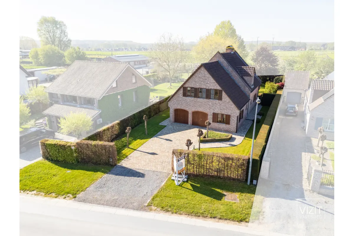 Huis te  koop in Ninove 9400 619000.00€ 4 slaapkamers 285.00m² - Zoekertje 747209