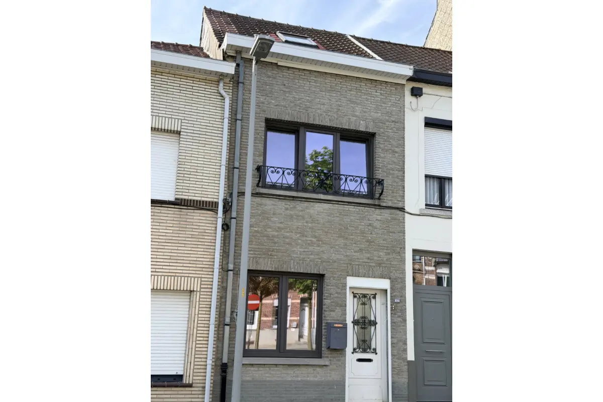 Huis te  huur in Geraardsbergen 9500 900.00€ 3 slaapkamers 100.00m² - Zoekertje 746775
