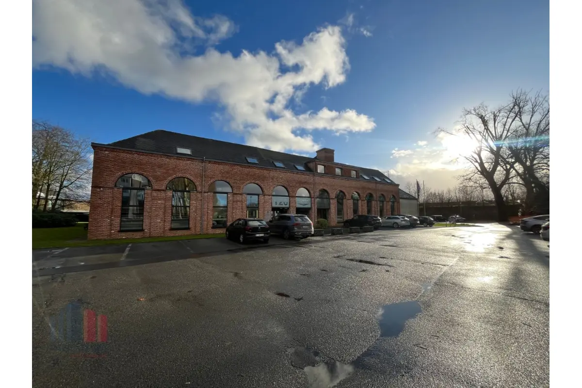 Handelszaak te  huur in Merelbeke 9820 1728.00€  slaapkamers 52.00m² - Zoekertje 748291
