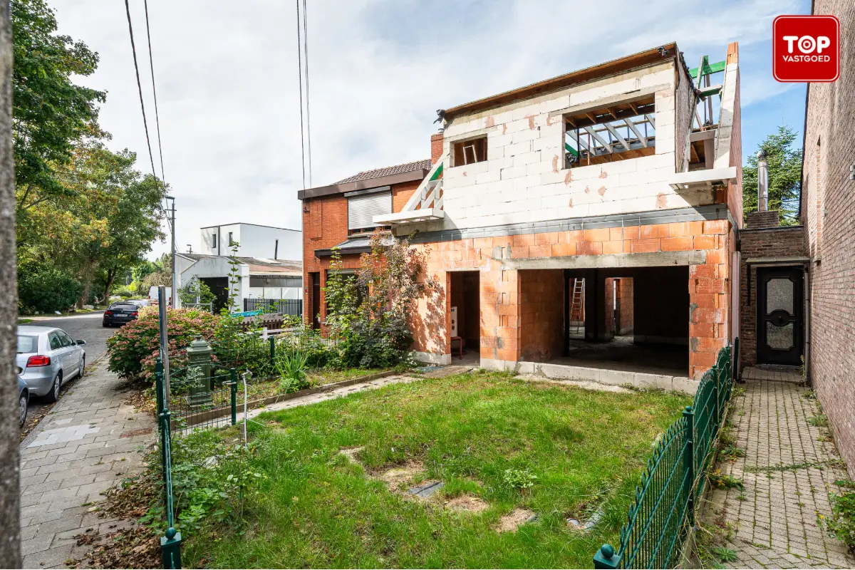 Huis te  koop in Wondelgem 9032 349000.00€ 3 slaapkamers 164.00m² - Zoekertje 747630
