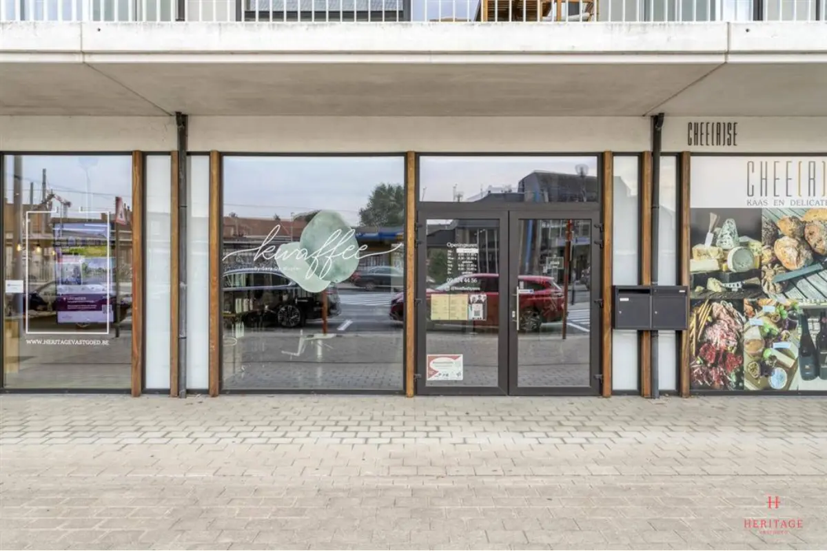 Handelszaak te  huur in Aalter 9880 1075.00€  slaapkamers 87.00m² - Zoekertje 748239