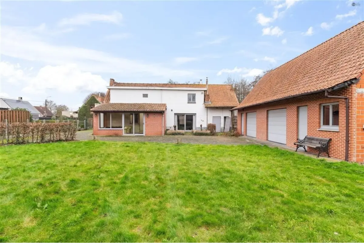 Huis te  koop in Moerbeke-Waas 9180 395000.00€ 3 slaapkamers 170.00m² - Zoekertje 747737