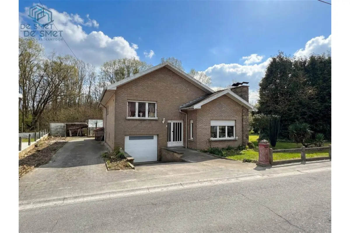 Huis te  koop in Geraardsbergen 9500 295000.00€ 3 slaapkamers 206.00m² - Zoekertje 750782