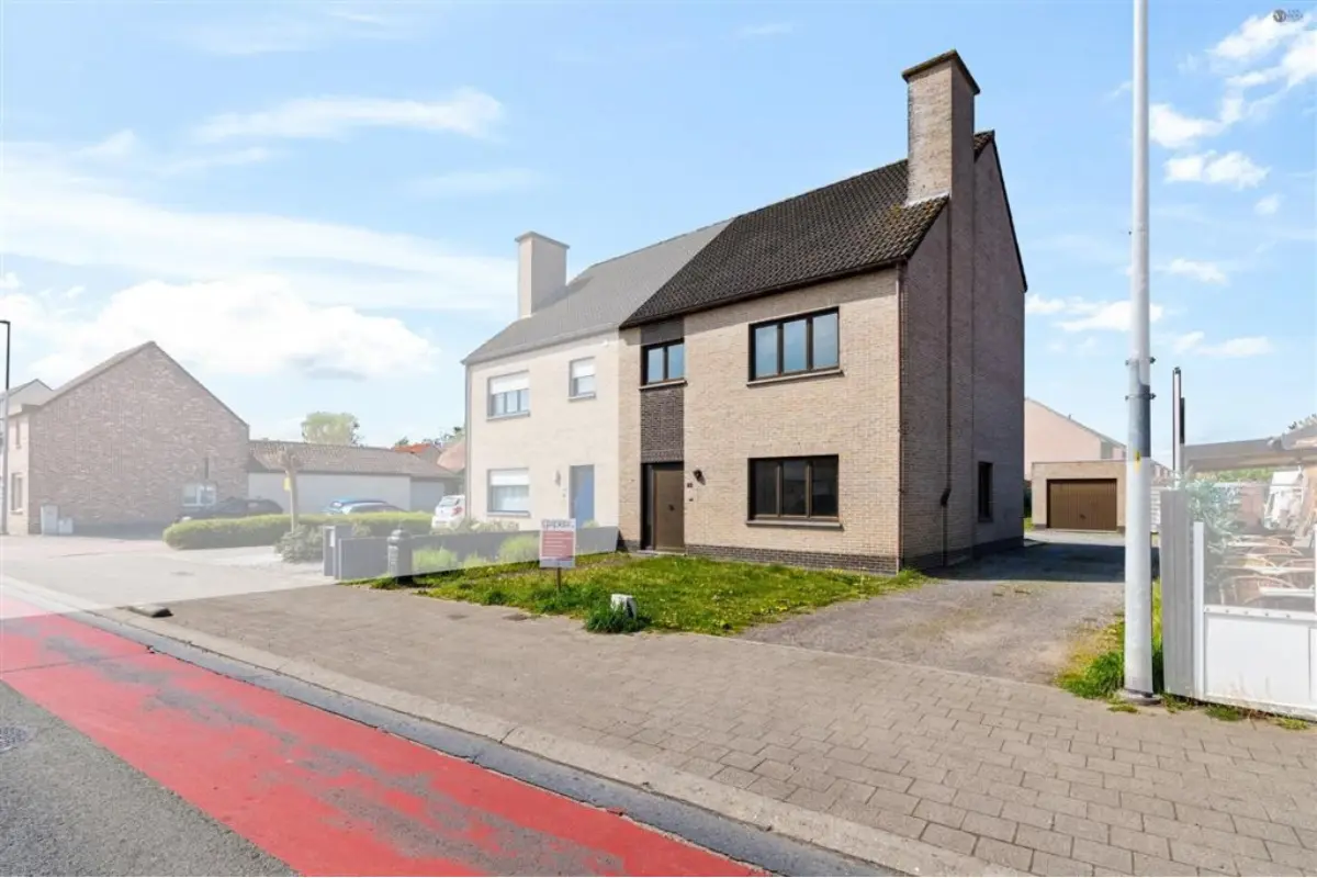 Huis te  koop in Stekene 9190 365000.00€ 3 slaapkamers 132.00m² - Zoekertje 750819