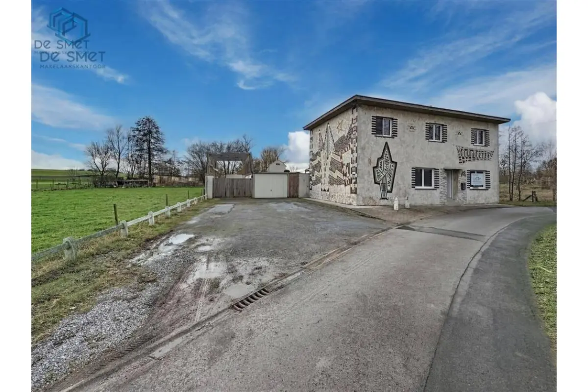 Huis te  koop in Sint-Martens-Lierde 9572 550000.00€ 4 slaapkamers 162.00m² - Zoekertje 750775