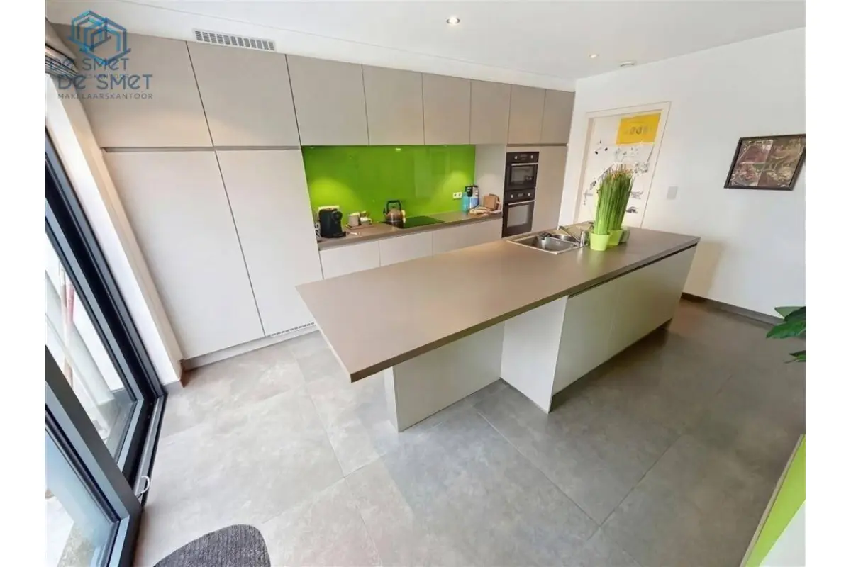 Huis te  koop in Deftinge 9570 475000.00€ 3 slaapkamers 264.00m² - Zoekertje 750789