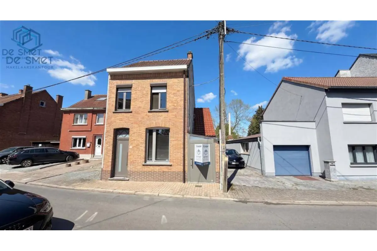 Huis te  koop in Schendelbeke 9506 259000.00€ 2 slaapkamers 143.00m² - Zoekertje 750786