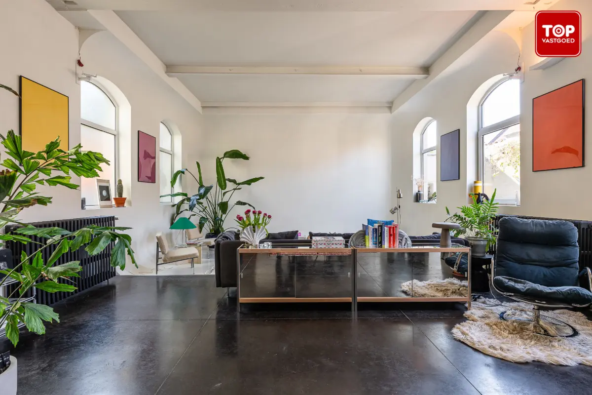 Appartement te  koop in Gentbrugge 9050 449000.00€ 1 slaapkamers 154.00m² - Zoekertje 750281
