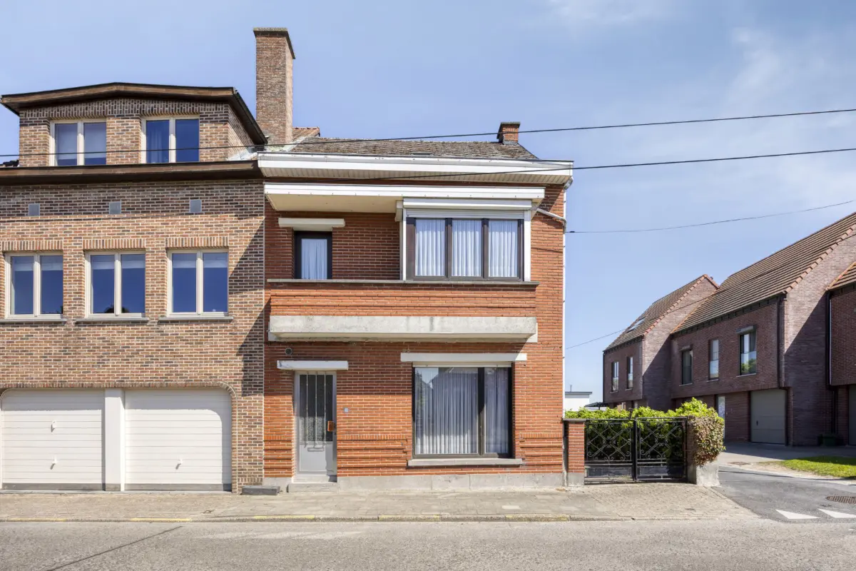 Huis te  koop in Wichelen 9260 259000.00€ 3 slaapkamers 185.00m² - Zoekertje 750956