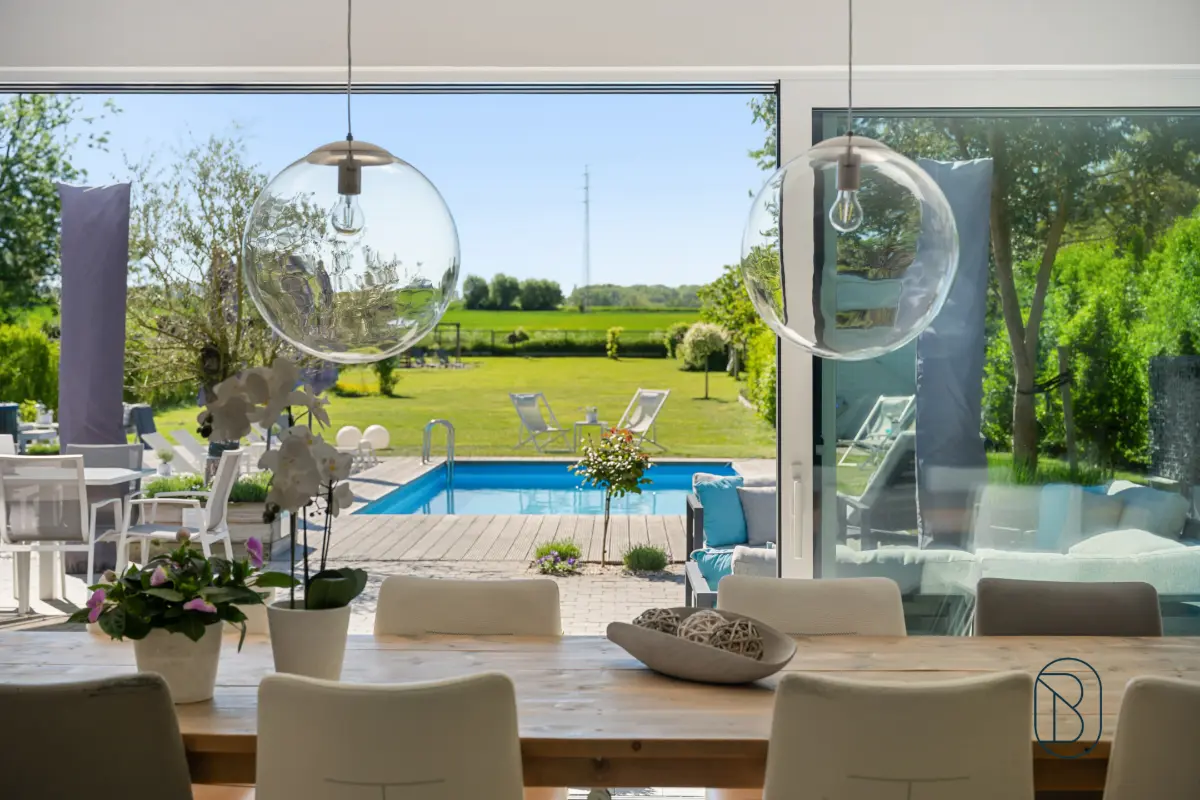 Villa te  koop in Grimminge 9506 0.00€ 7 slaapkamers 550.00m² - Zoekertje 750978