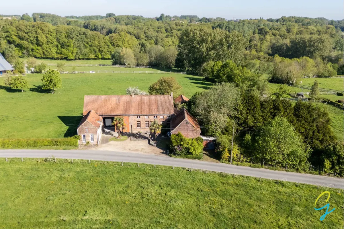 Huis te  koop in Brakel 9660 570000.00€ 3 slaapkamers 168.00m² - Zoekertje 751136