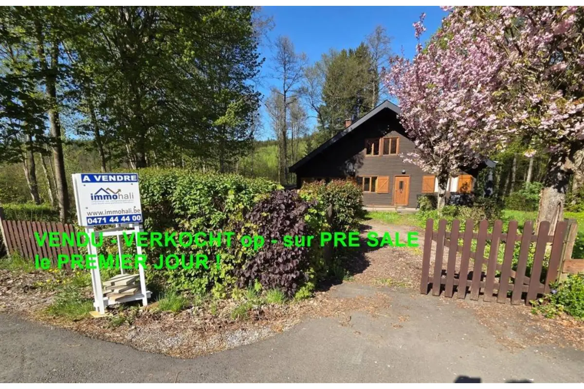 Huis te  in Marche-en-Famenne 6900 295000.00€ 5 slaapkamers 209.00m² - Zoekertje 751246