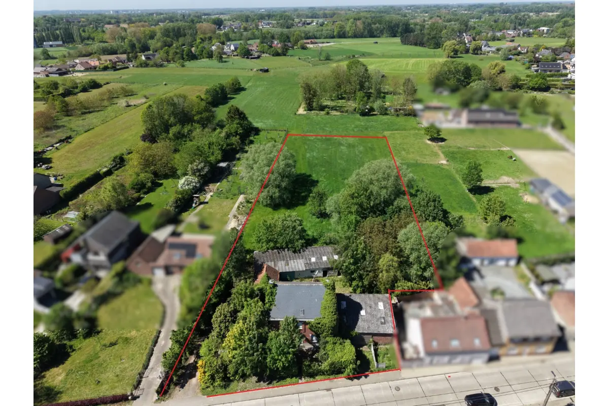 Grond te  koop in Baardegem 9310 950000.00€  slaapkamers m² - Zoekertje 751407