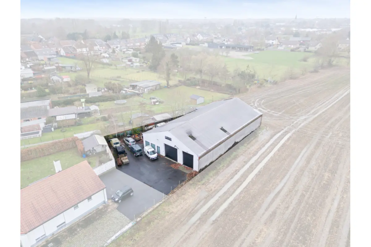 Handelszaak te  koop in Lebbeke 9280 399000.00€ 0 slaapkamers 501.00m² - Zoekertje 752327