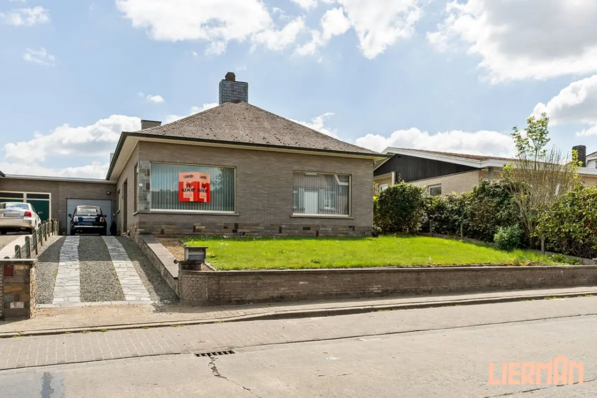Huis te  koop in Herzele 9550 389000.00€ 2 slaapkamers 226.00m² - Zoekertje 752108