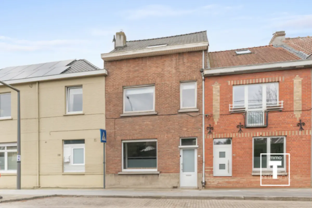Huis te  koop in Merelbeke 9820 349000.00€ 3 slaapkamers 141.00m² - Zoekertje 753974