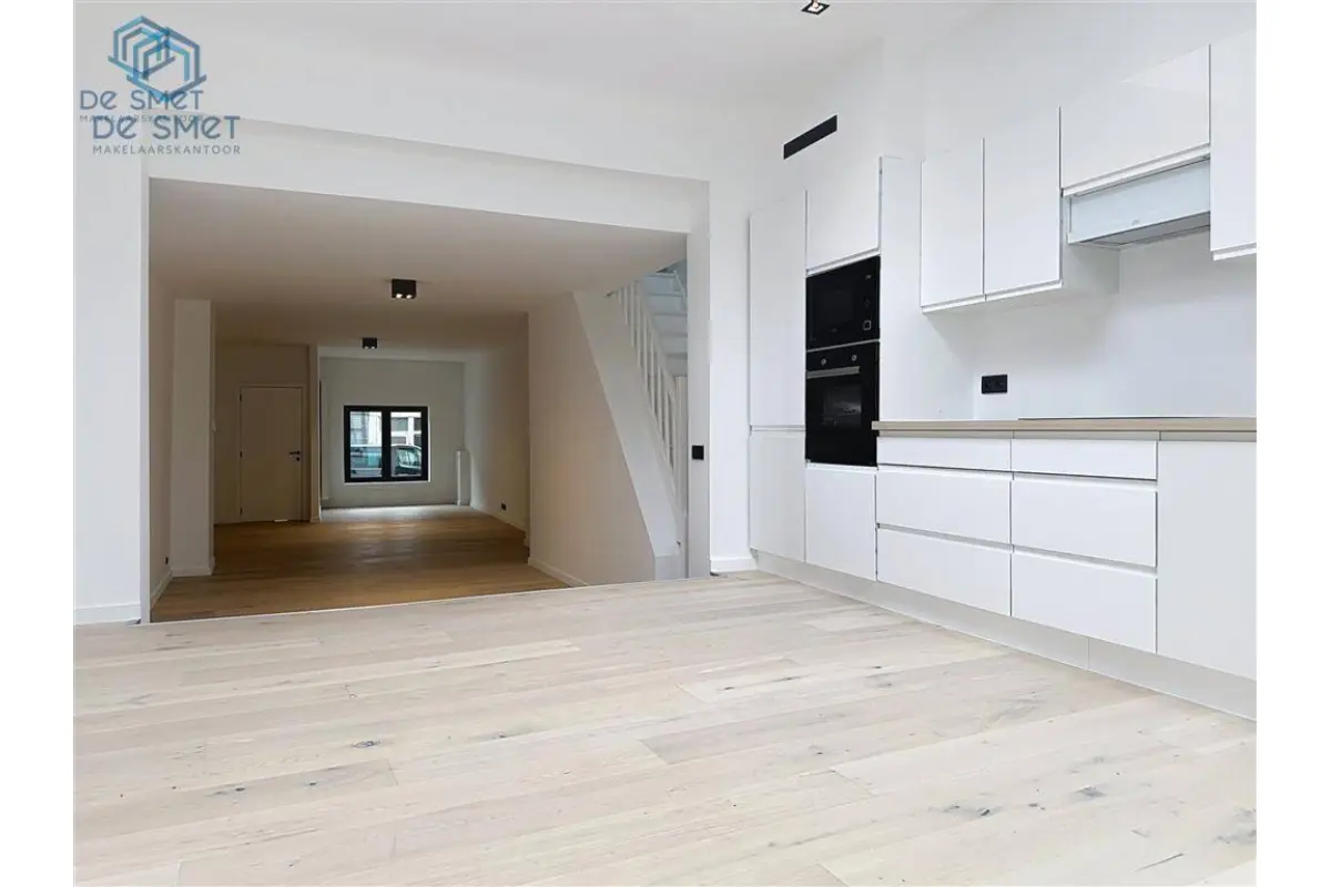 Huis te  in Geraardsbergen 9500 395000.00€ 5 slaapkamers 197.00m² - Zoekertje 753920