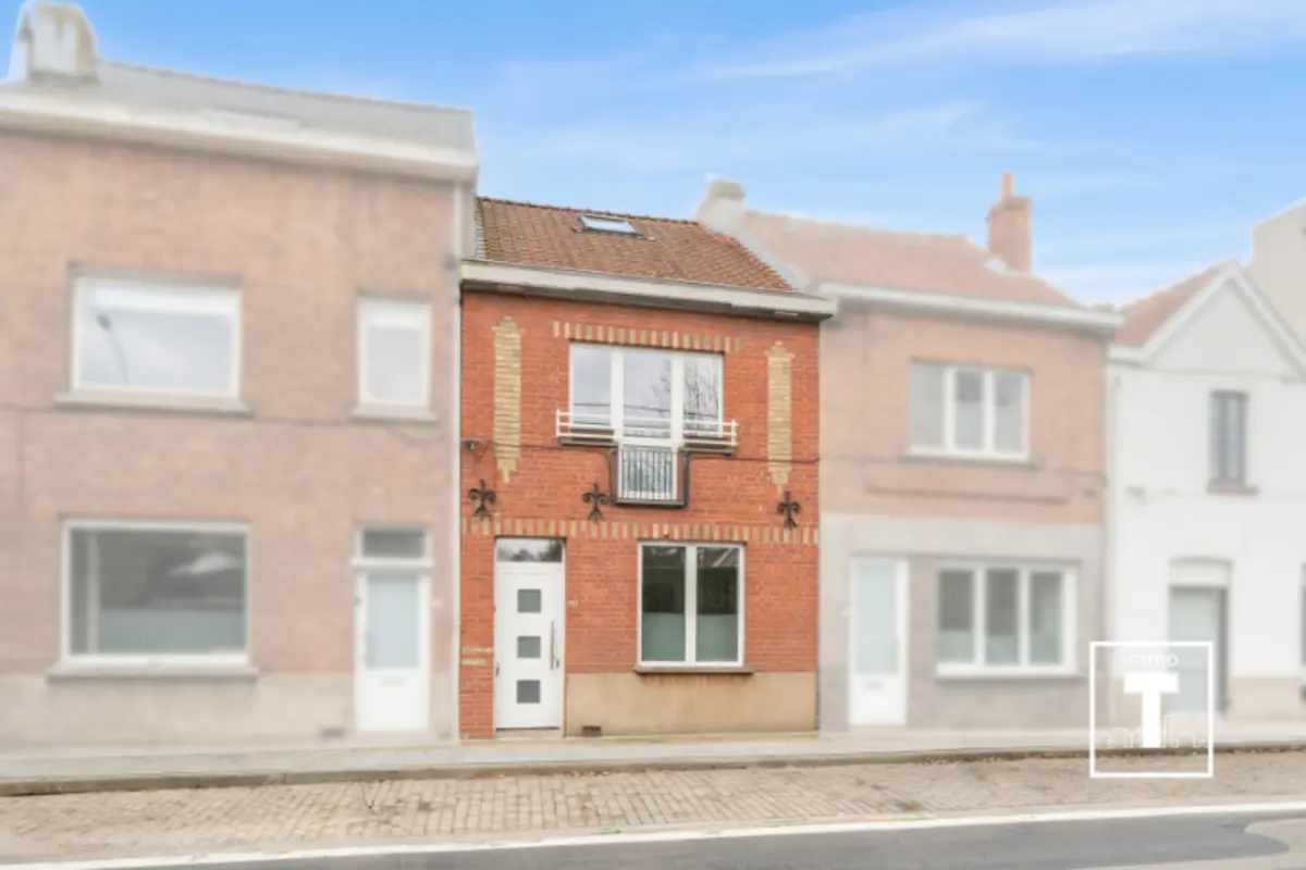 Huis te  koop in Merelbeke 9820 319000.00€ 3 slaapkamers 99.00m² - Zoekertje 753975