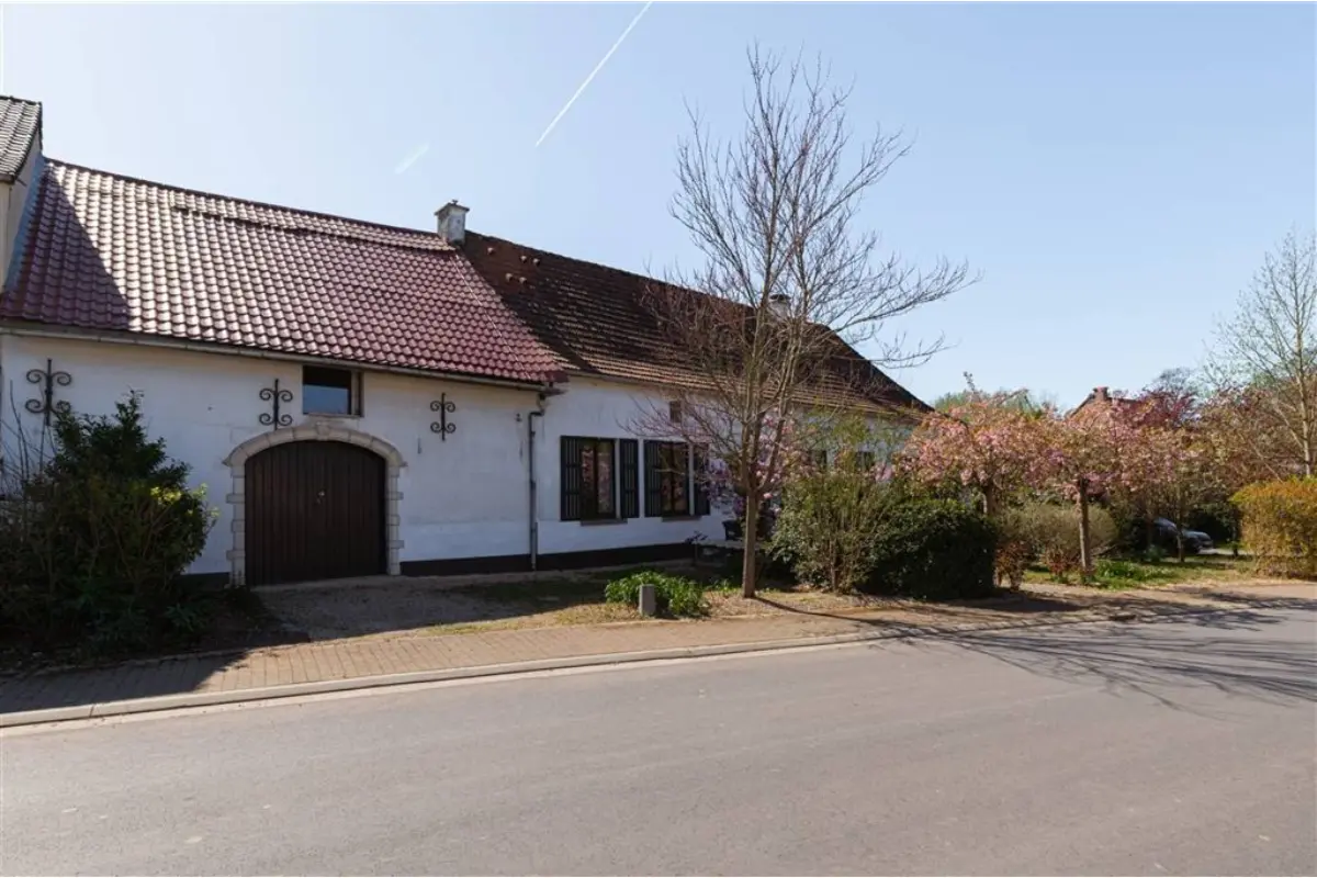 Huis te  koop in Neigem 9403 558000.00€ 4 slaapkamers 280.00m² - Zoekertje 753268