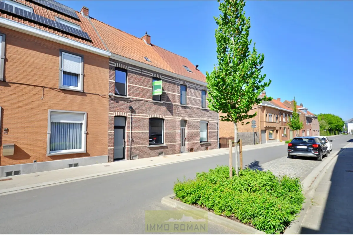 Appartementsgebouw te  koop in Kluisbergen 9690 319000.00€ 3 slaapkamers 186.00m² - Zoekertje 754009