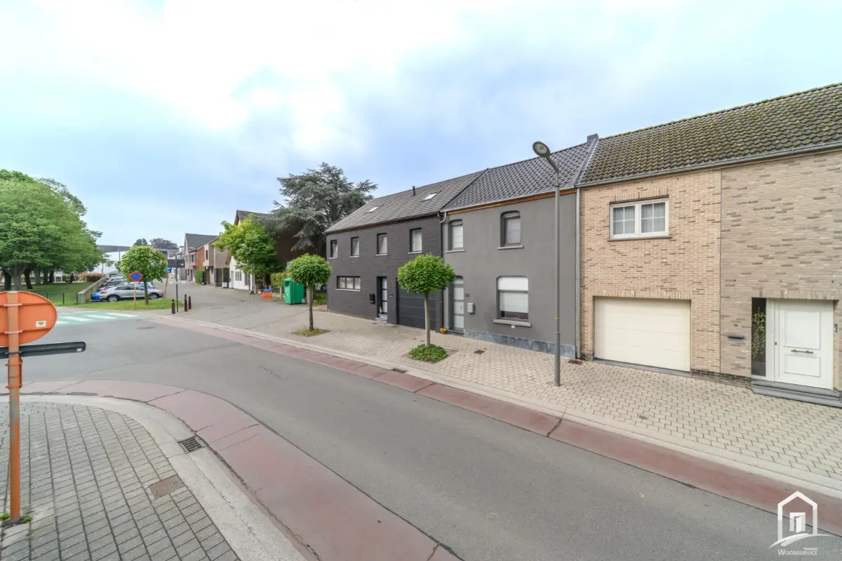 Huis te  in Aalst 9300 295000.00€ 2 slaapkamers 145.00m² - Zoekertje 755001