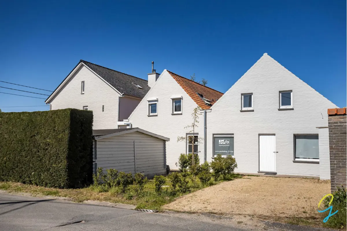 Huis te  koop in Nokere 9771 649000.00€ 5 slaapkamers 600.00m² - Zoekertje 754798