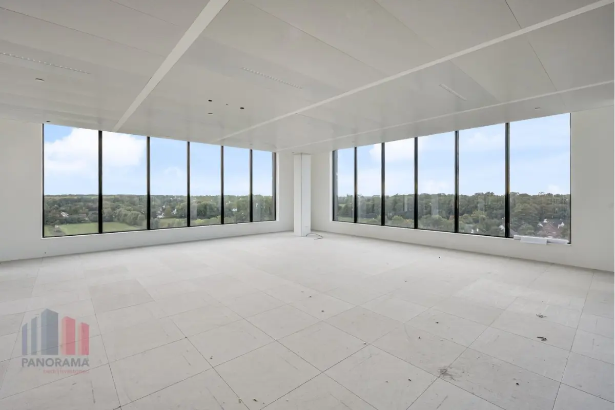 Handelszaak te  huur in Sint-Denijs-Westrem 9051 36435.00€  slaapkamers 2429.00m² - Zoekertje 755048