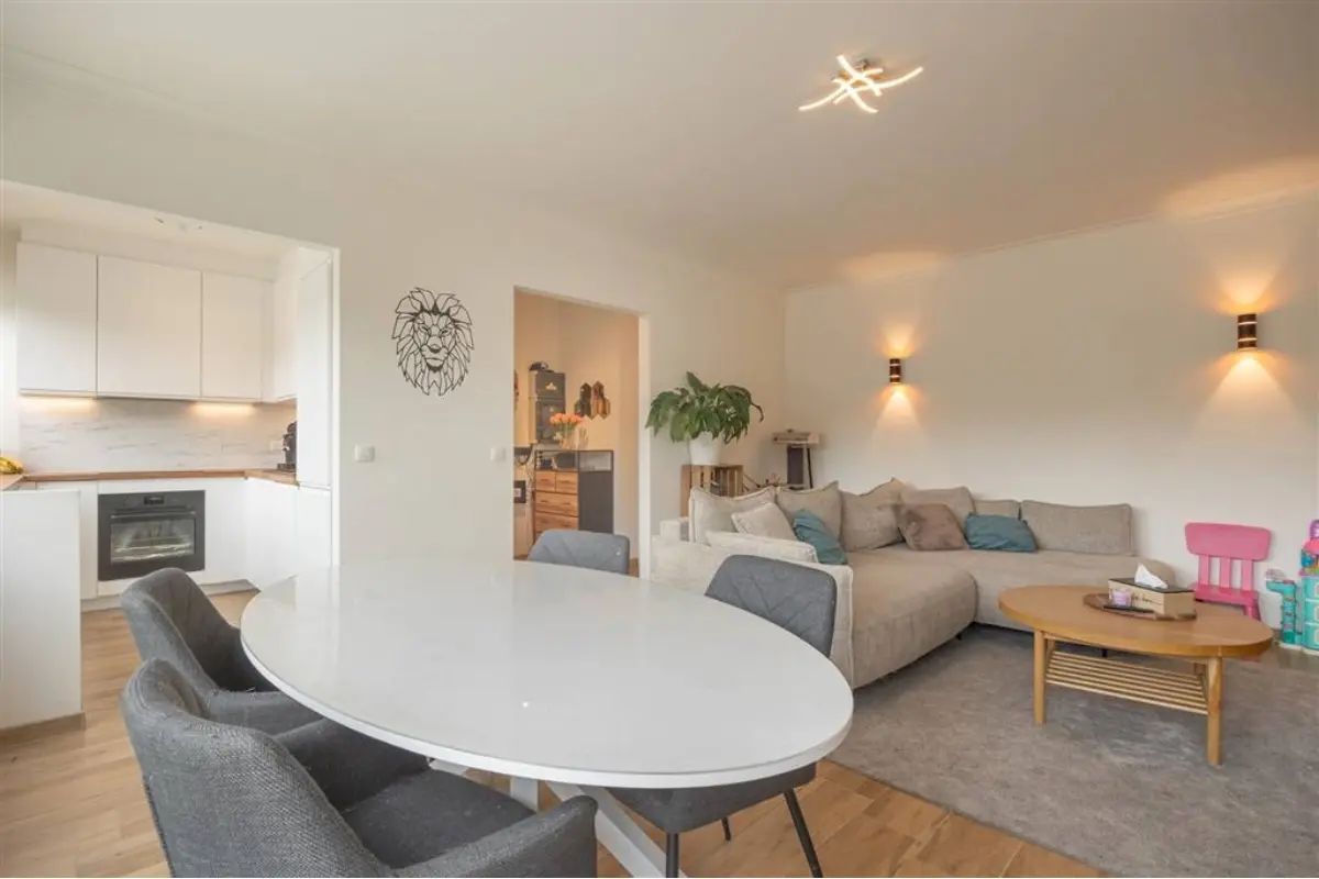 Appartement te  koop in Kruibeke 9150 245000.00€ 2 slaapkamers 84.00m² - Zoekertje 757302