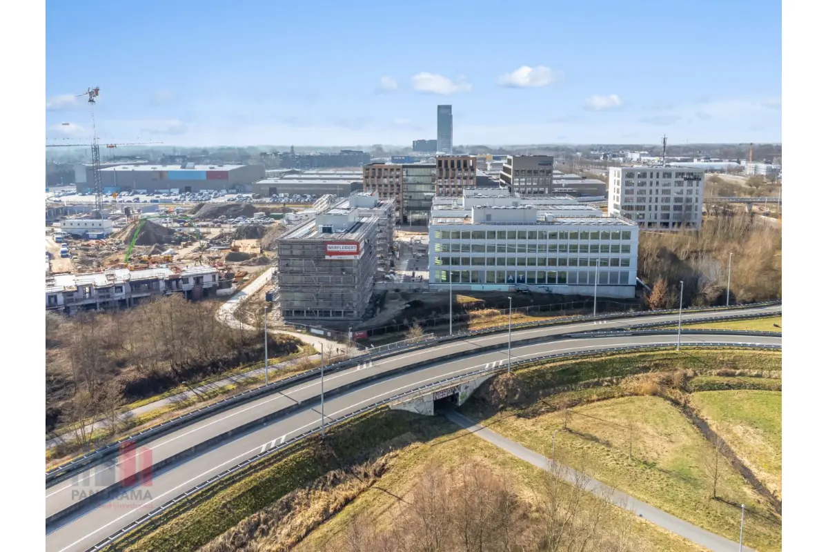 Handelszaak te  huur in Gent 9000 44261.00€  slaapkamers 2871.00m² - Zoekertje 757360