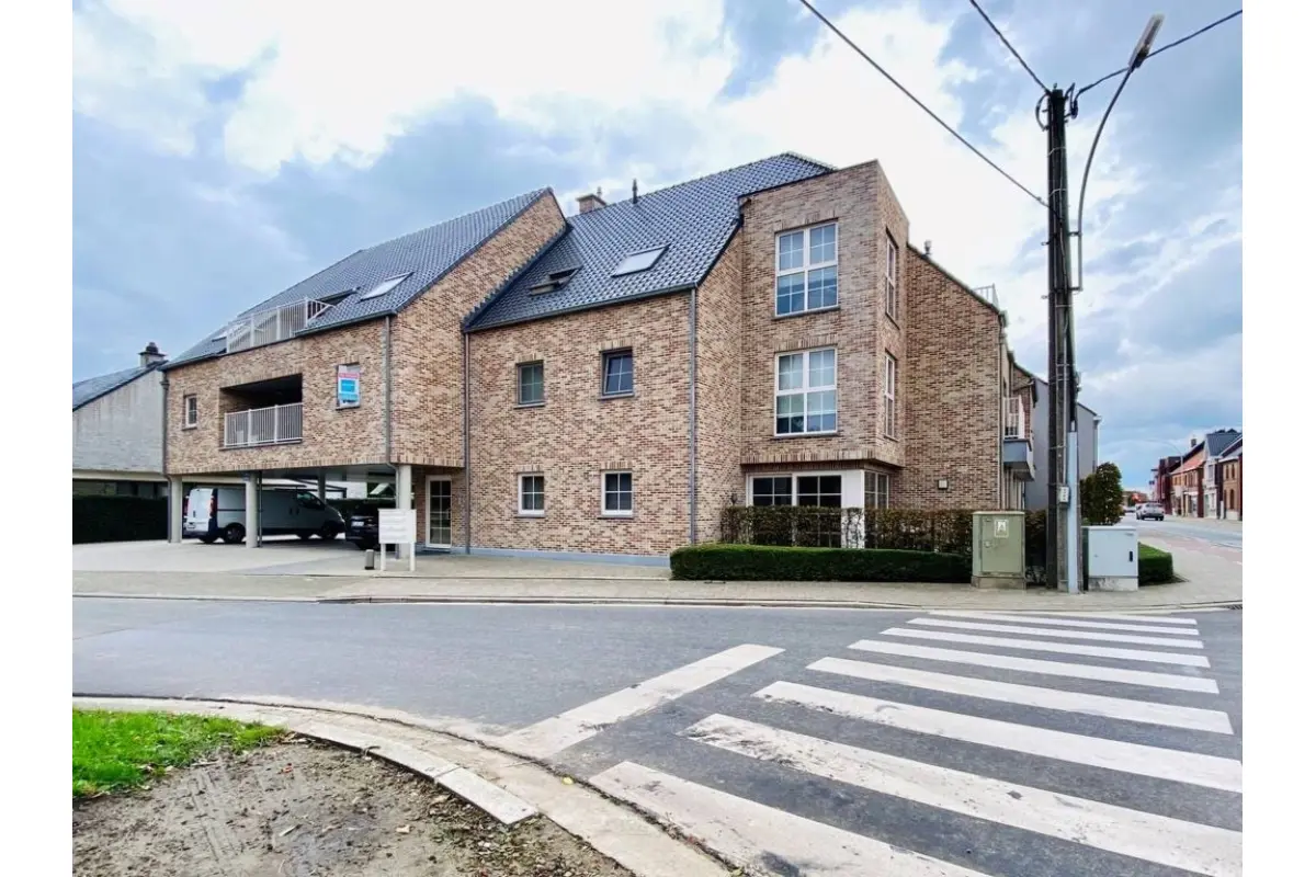 Appartement te  huur in Verrebroek 9130 935.00€ 2 slaapkamers 136.86m² - Zoekertje 757735
