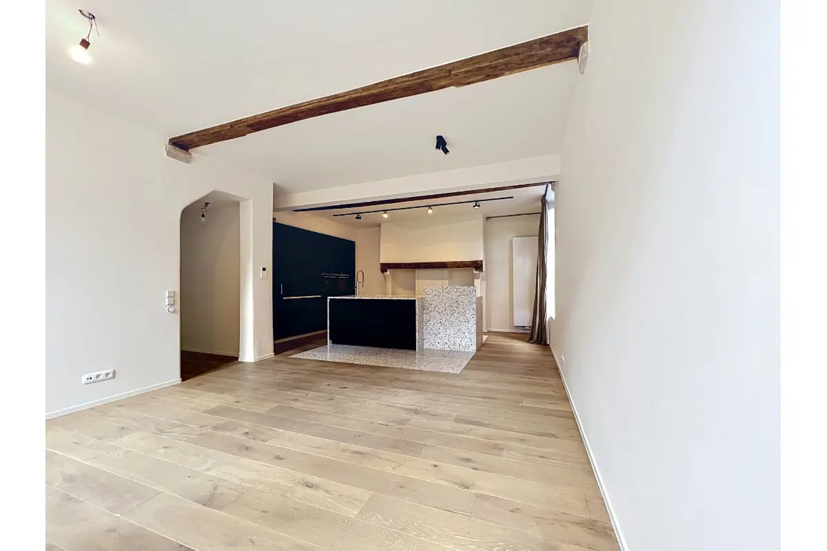 Huis te  huur in Gent 9000 2500.00€ 4 slaapkamers 225.00m² - Zoekertje 758433