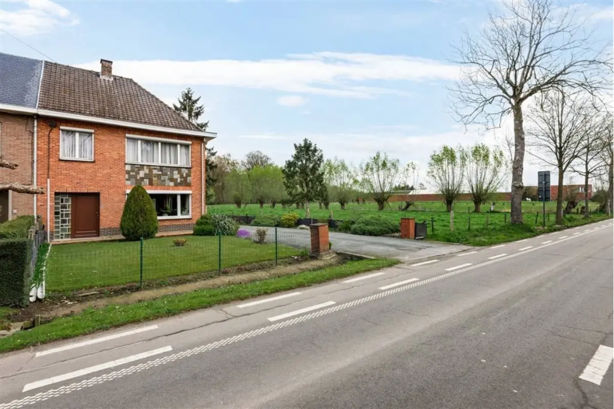Huis te  koop in Waasmunster 9250 295000.00€ 3 slaapkamers 136.00m² - Zoekertje 758834
